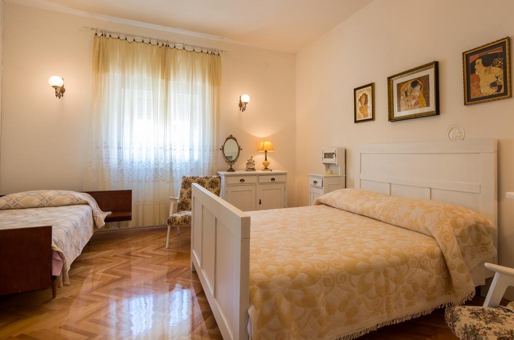 Apartments Coce Traù Esterno foto
